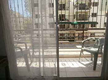 Aparthotel Familiar Ensanche Savica de Mendoza 3*,